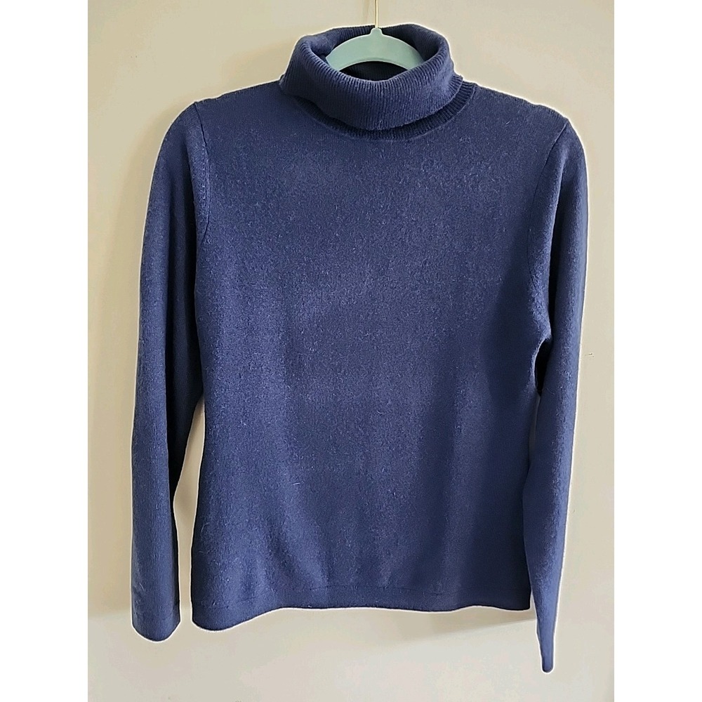 Garnett Hill Women's 100% Cashmere Turtleneck Sweater Blue. NWOT